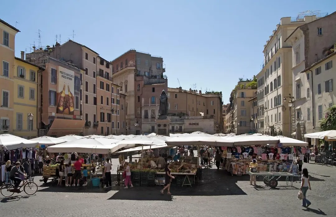 Farnese House In Rome-1